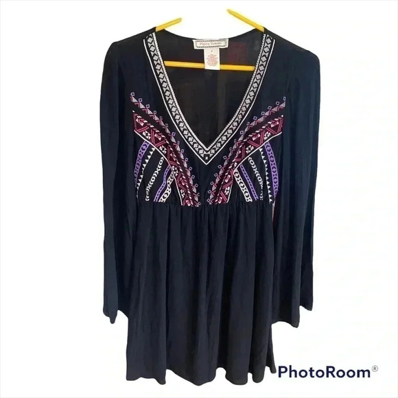 FLYING TOMATO EMBROIDERED DRESS LOSE FITTING MINI BLACK ADORABLE SIZE S - Picture 2 of 9